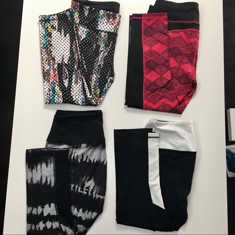 Pack of 4 cropped leggings by Lucy.